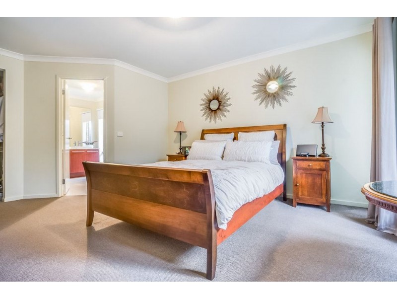 12 Moonlight Place, Tarneit VIC 3029