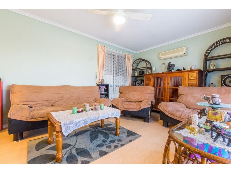 9 Lorikeet Court, Werribee VIC 3030