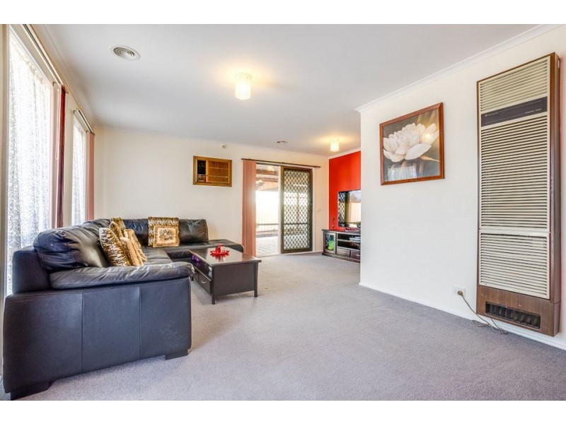 17 Thornbill Drive, Werribee VIC 3030
