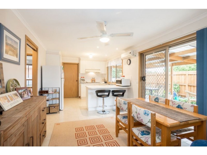 1/14 Kestrel Place, Werribee VIC 3030