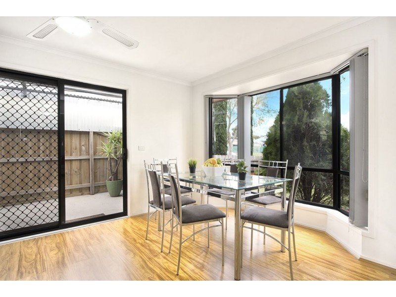 68 Thames Boulevard, Werribee VIC 3030