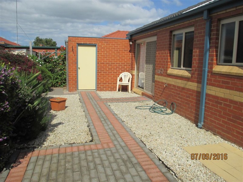 9/22 Ventosa Way, Werribee VIC 3030