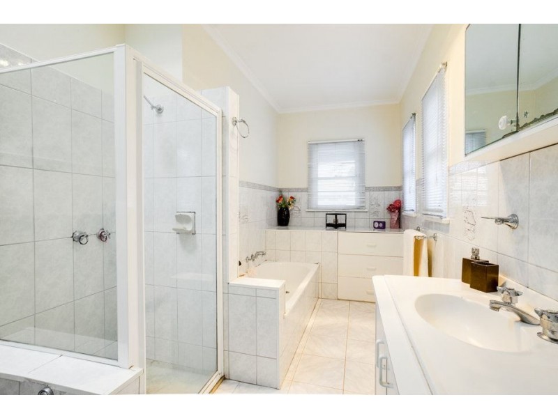 15 Balding Avenue, Werribee VIC 3030