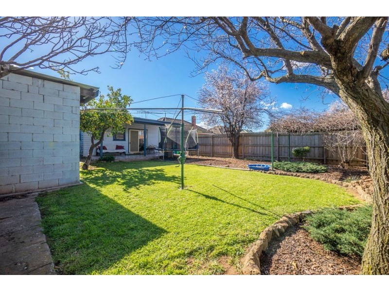 15 Balding Avenue, Werribee VIC 3030