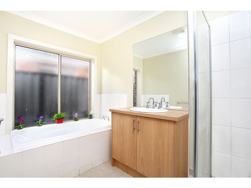 26 Cobram Street, Tarneit VIC 3029