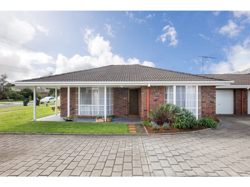 1/12 Romawi Street, Altona VIC 3018
