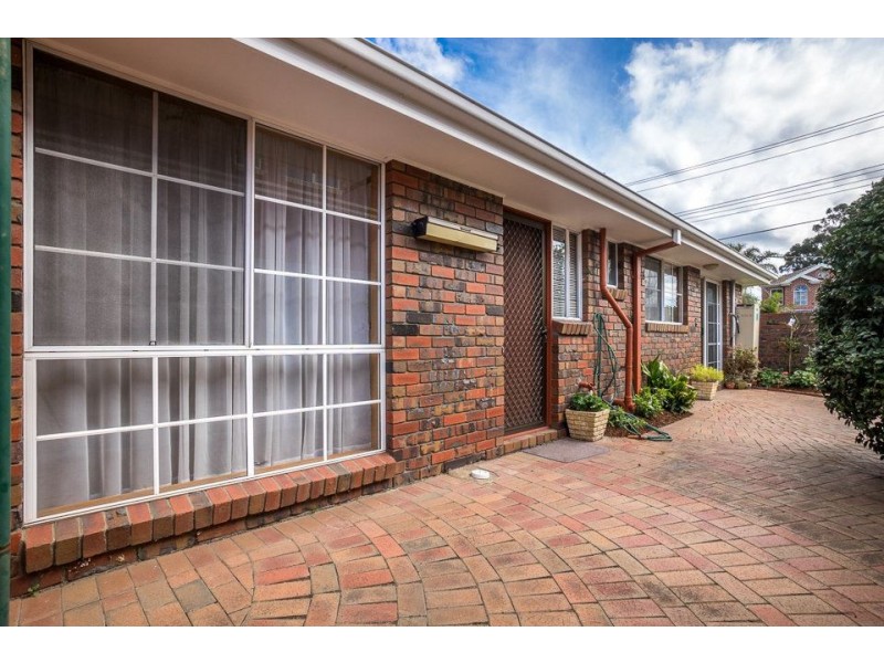 1/12 Romawi Street, Altona VIC 3018