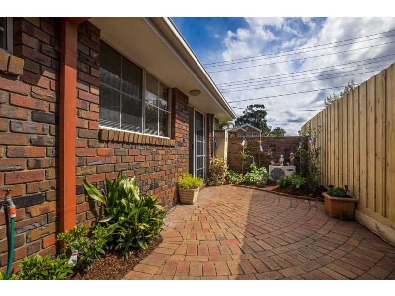 1/12 Romawi Street, Altona VIC 3018
