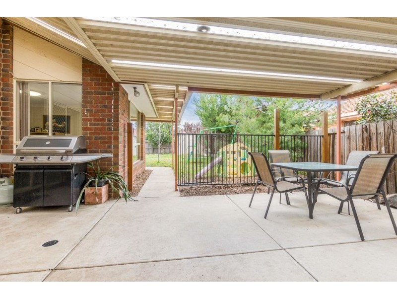 2 Majella Court, Hoppers Crossing VIC 3029