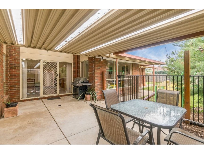 2 Majella Court, Hoppers Crossing VIC 3029