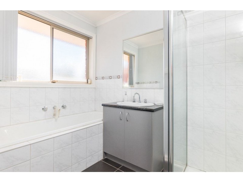 53 Jade Crescent, Wyndham Vale VIC 3024