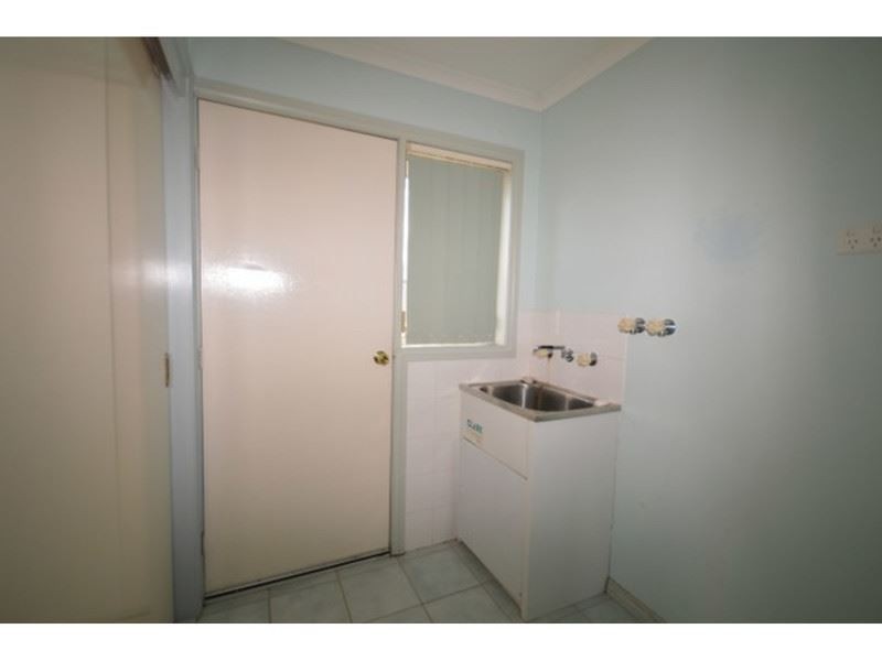 2/83 Huntingfield Drive, Hoppers Crossing VIC 3029