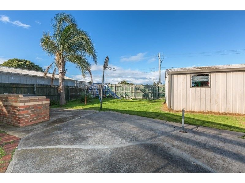 13 Cormorant Crescent, Werribee VIC 3030