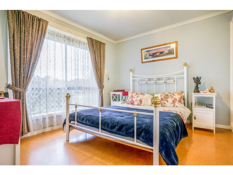 9 Lorikeet Court, Werribee VIC 3030