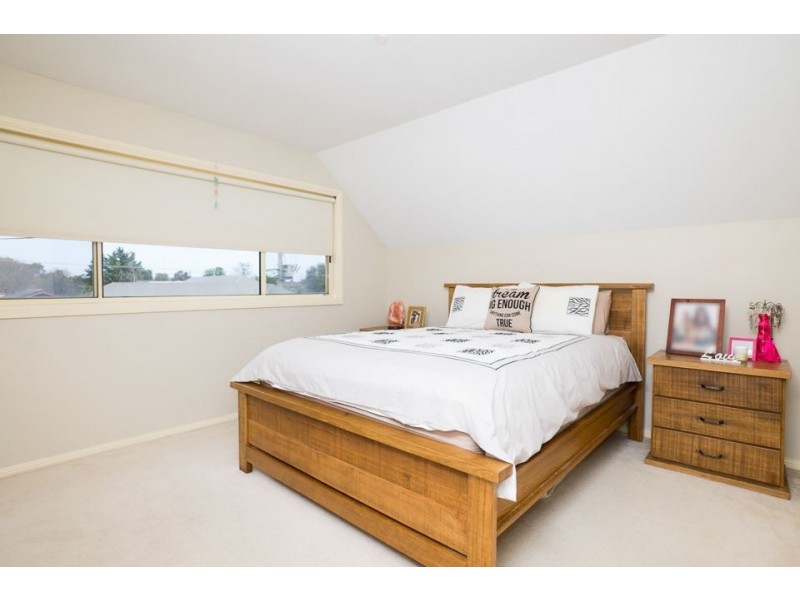 40 Westleigh Drive, Werribee VIC 3030