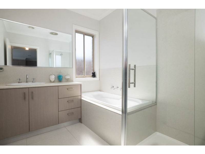 32 Vassar Court, Truganina VIC 3029