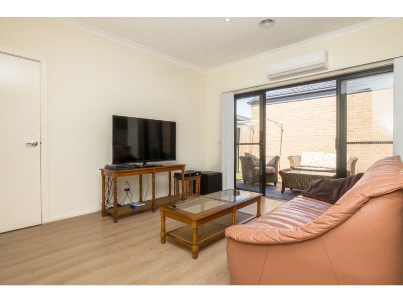 1/20 Lady Penrhyn Drive, Wyndham Vale VIC 3024