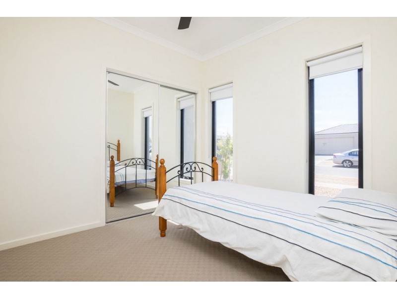 1/20 Lady Penrhyn Drive, Wyndham Vale VIC 3024