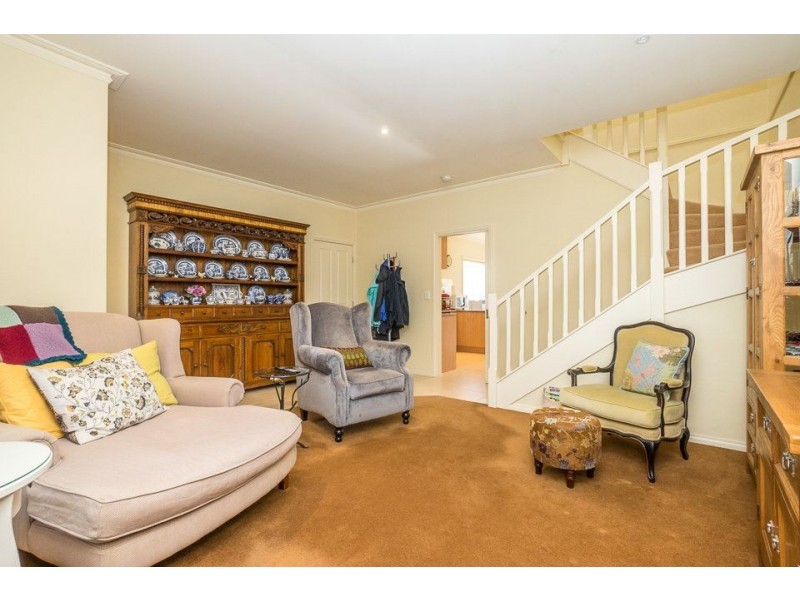 2B Cattanach Crescent, Werribee VIC 3030