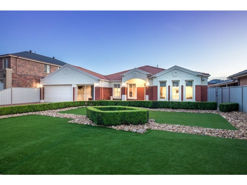 8 Cinel Court, Truganina VIC 3029