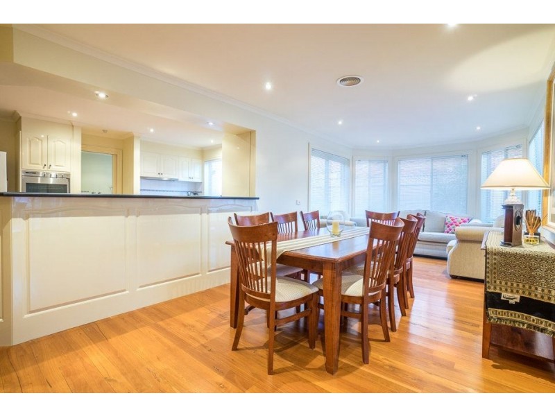 8 Cinel Court, Truganina VIC 3029