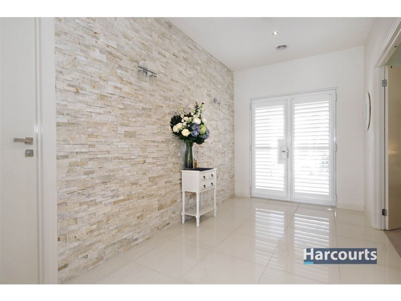 8 Cruise Street, Point Cook VIC 3030