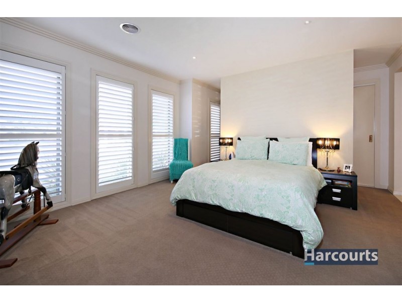 8 Cruise Street, Point Cook VIC 3030