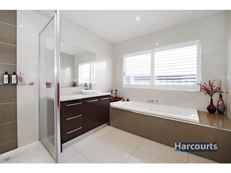 8 Cruise Street, Point Cook VIC 3030