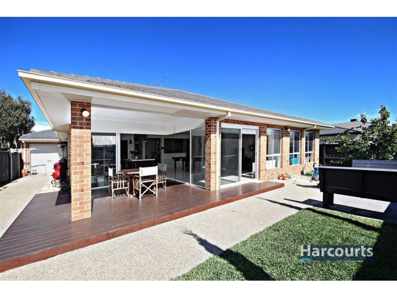 8 Cruise Street, Point Cook VIC 3030