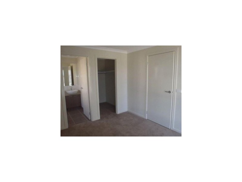 9 Vicky Court, Point Cook VIC 3030