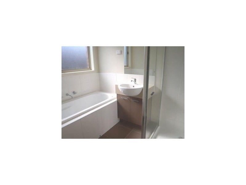 9 Vicky Court, Point Cook VIC 3030