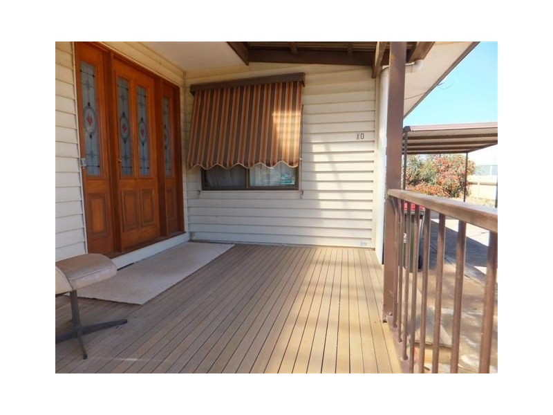 10 Elizabeth Street, Donald VIC 3480