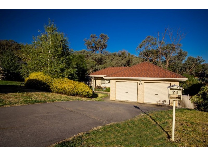 28 Briwood Court, Albury NSW 2640