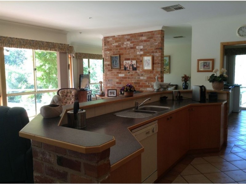 246 River Street, Corowa NSW 2646