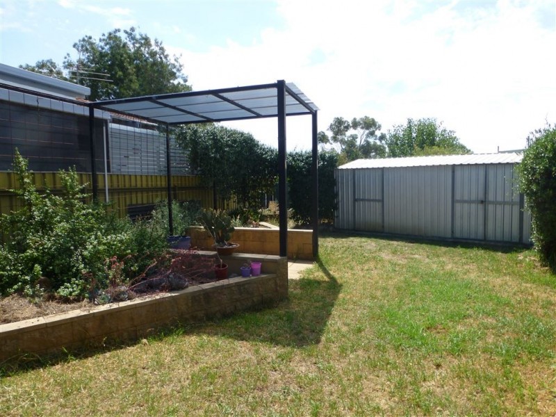 86 Redlands Road, Corowa NSW 2646