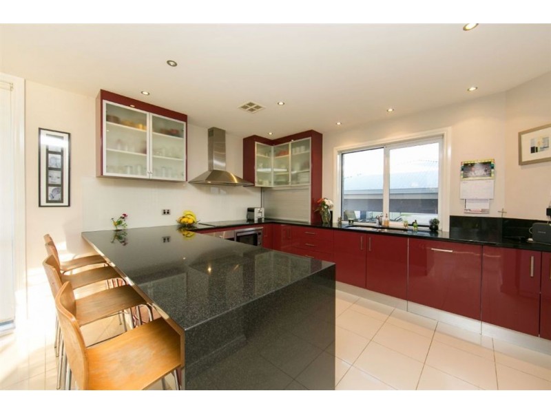 63 Craig Drive, Bellbridge VIC 3691