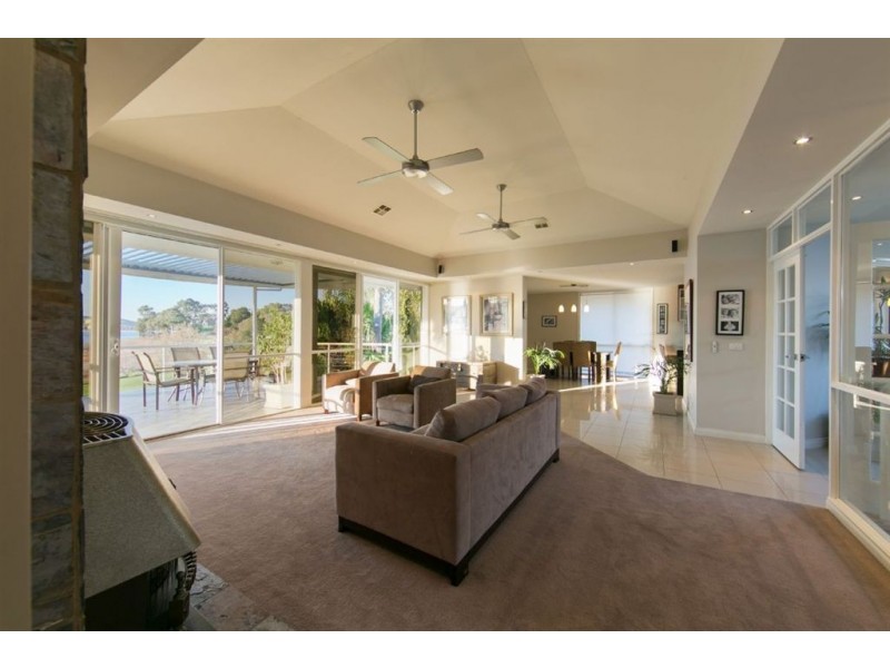 63 Craig Drive, Bellbridge VIC 3691