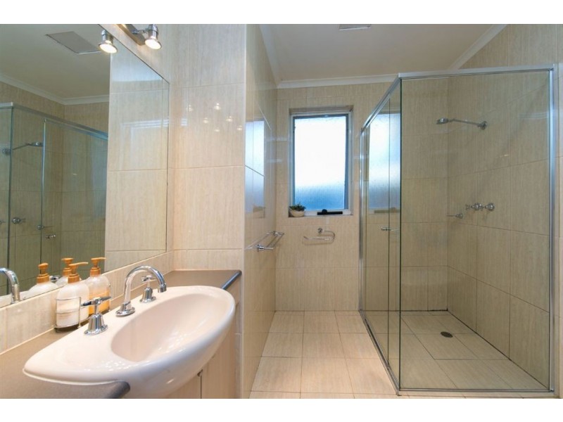 63 Craig Drive, Bellbridge VIC 3691