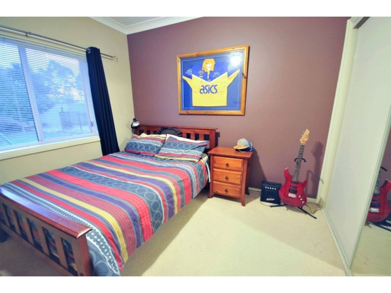 19 Valarie Way, Lavington NSW 2641