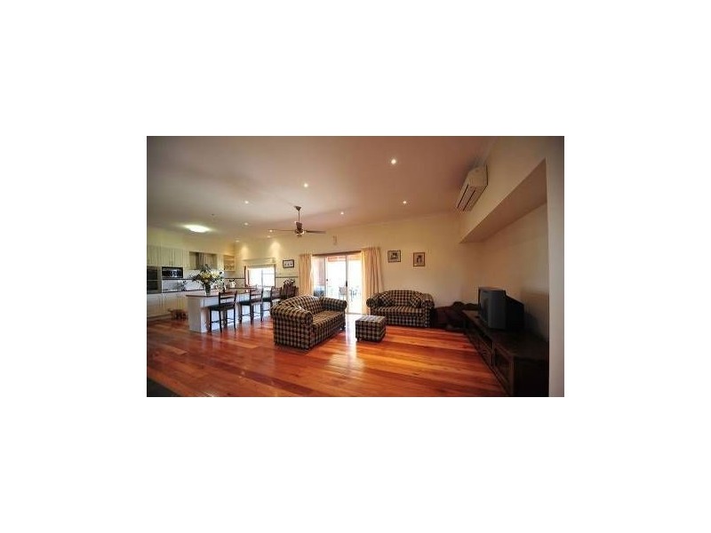 346 Whytes Road, Baranduda VIC 3691