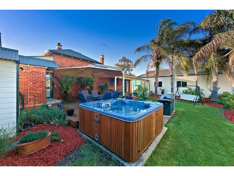 22 Lindsay Street, Corowa NSW 2646