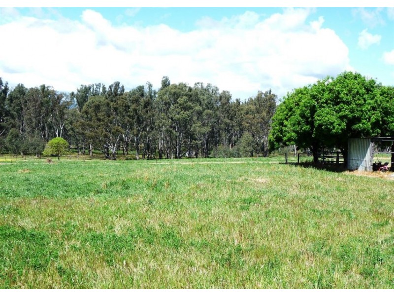 370 Honour Avenue, Corowa NSW 2646