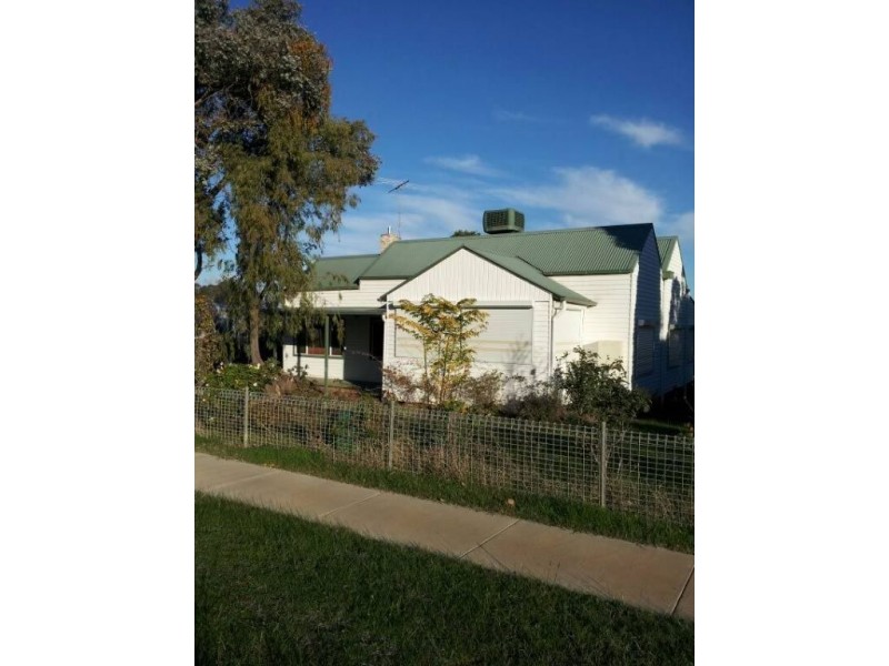 21 Tower street, Corowa NSW 2646