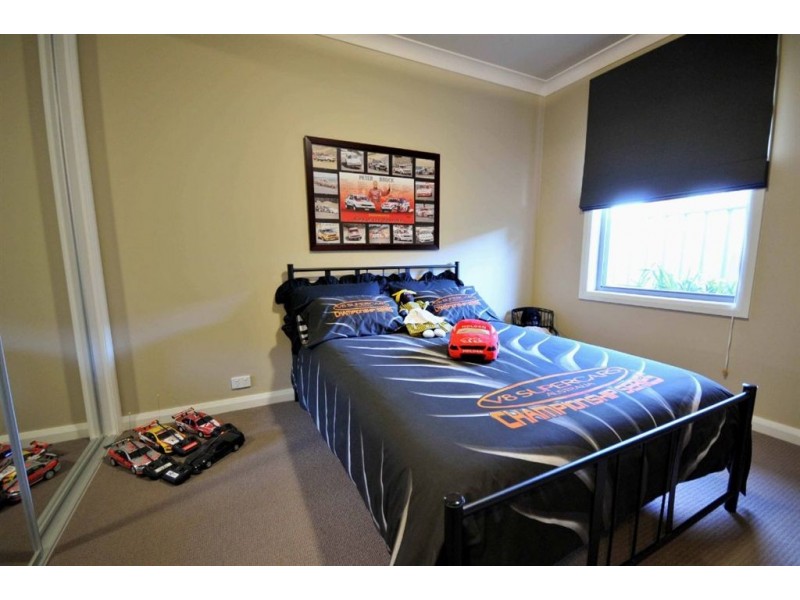 15 Champions Drive, North Albury NSW 2640