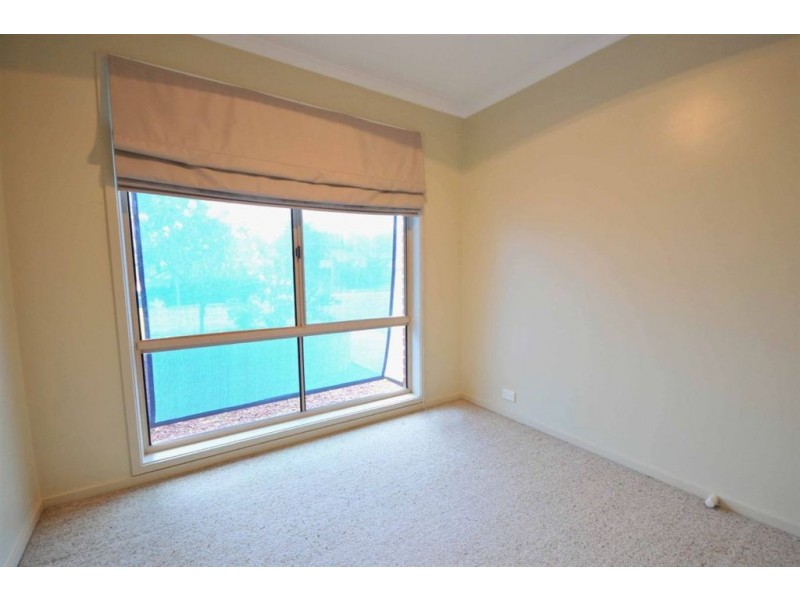 2 Sturtvale Court, Albury NSW 2640