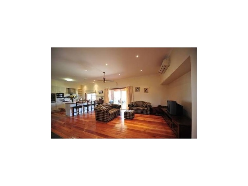 346 Whytes Road, Baranduda VIC 3691