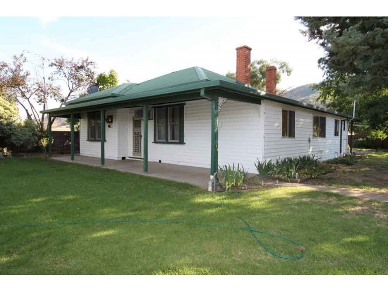 5454 Kiewa Valley Highway, Running Creek VIC 3691