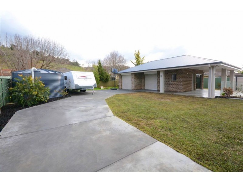 39 Kingfisher Court, East Albury NSW 2640