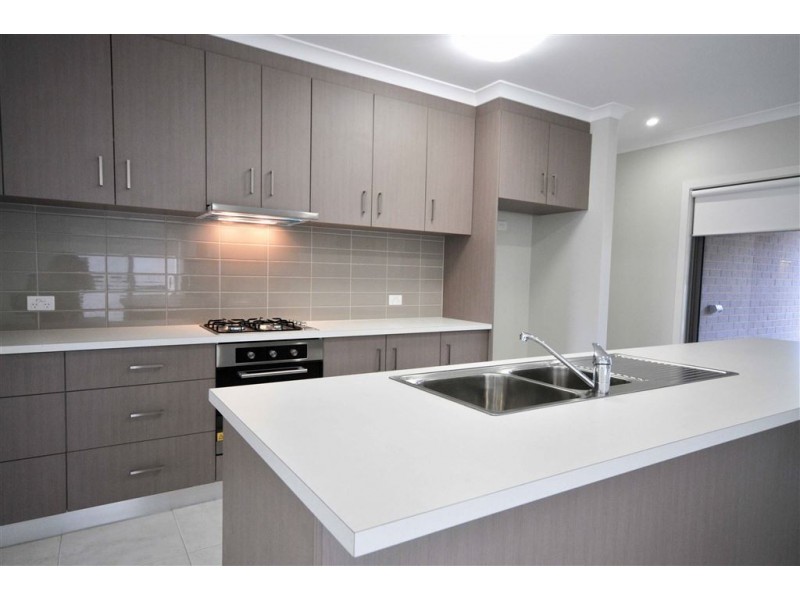 1/13 Bassett st, West Wodonga VIC 3690