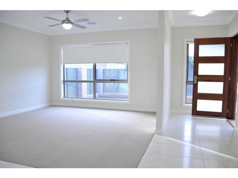 1/13 Bassett Street, West Wodonga VIC 3690